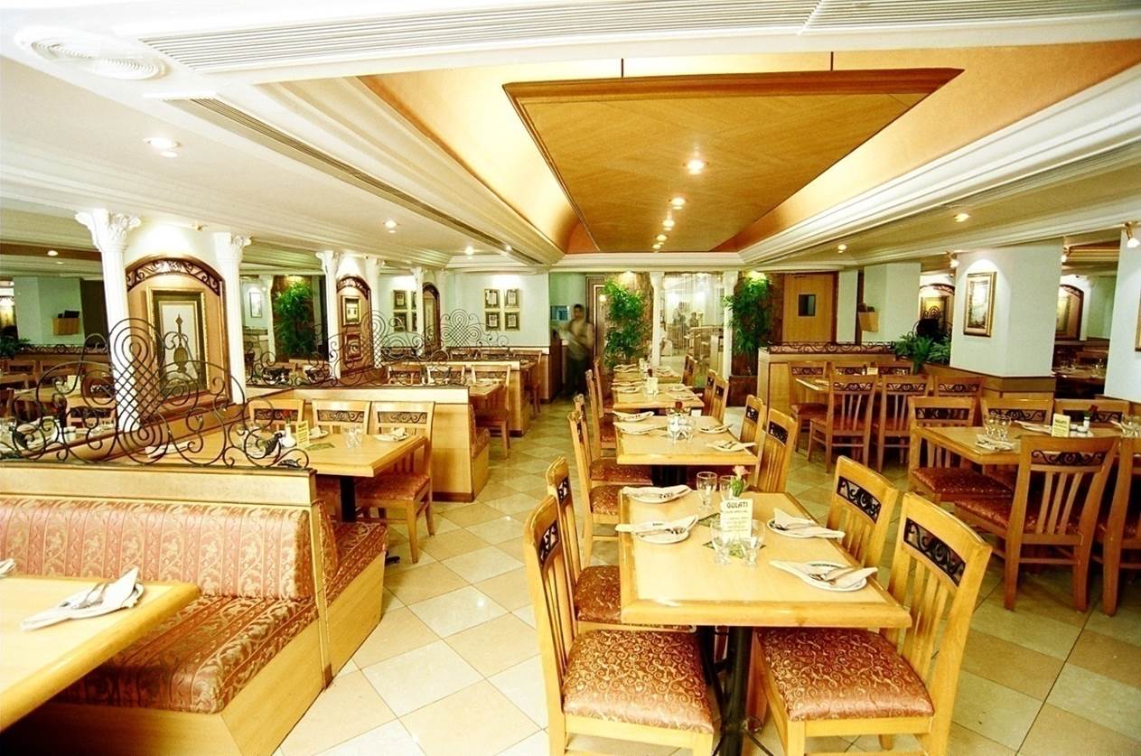 Gulati Restaurant, Pandara Rd, New Delhi